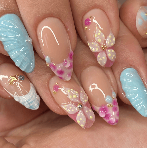 Hebun Akgül Nail studio 2