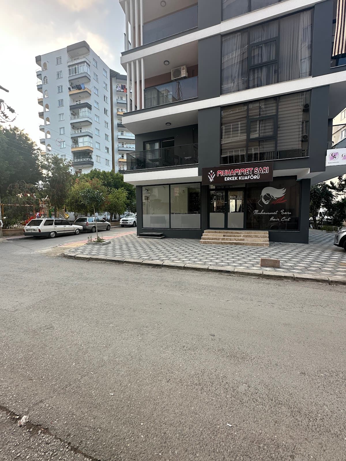 Muhammet sarı erkek kuaförü- 1