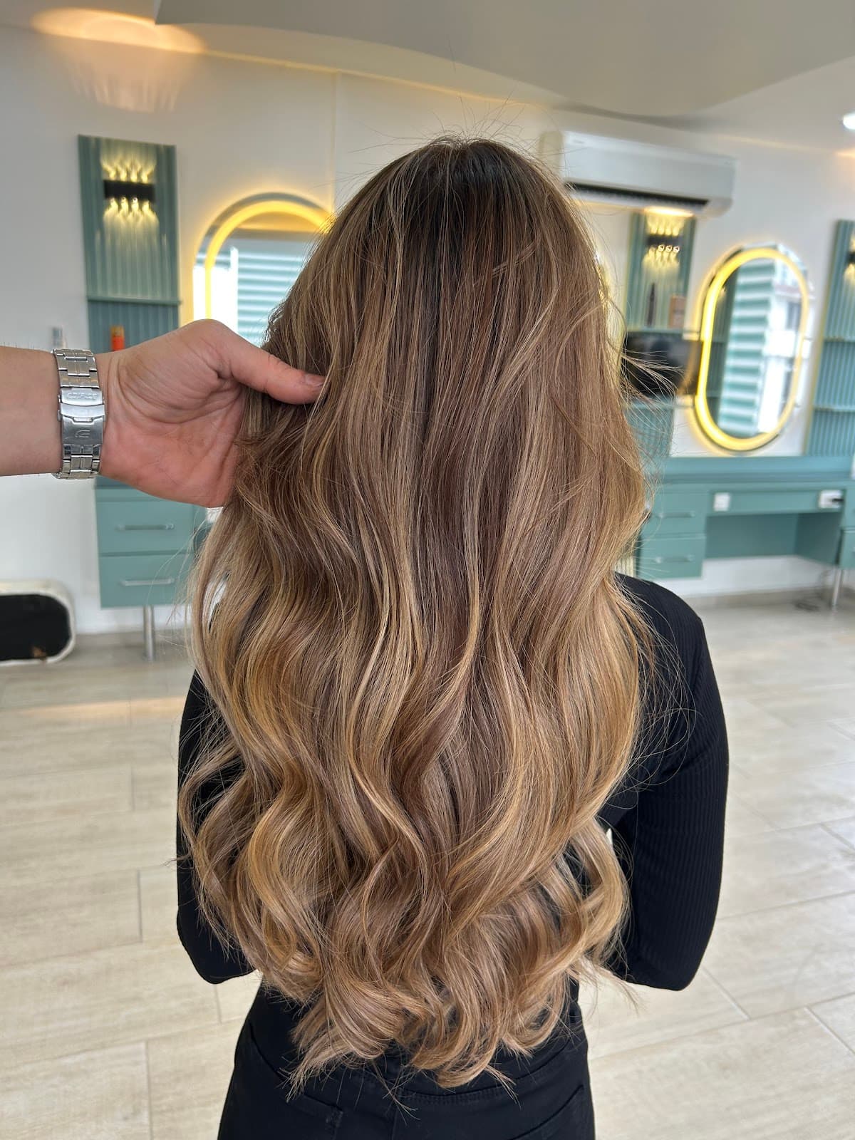 Aura hair studıo 3