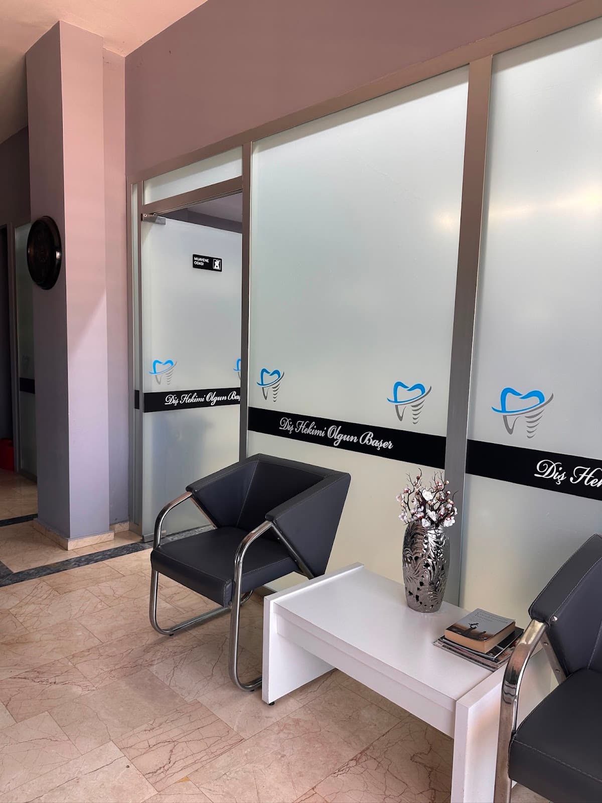 Olgun Başer Diş Kliniği 1