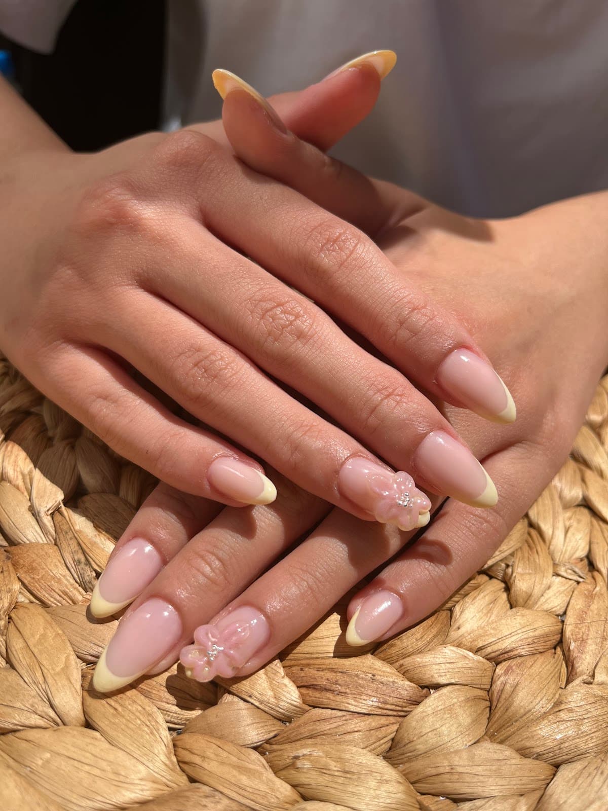 Melis Nail & Beauty Studio 4