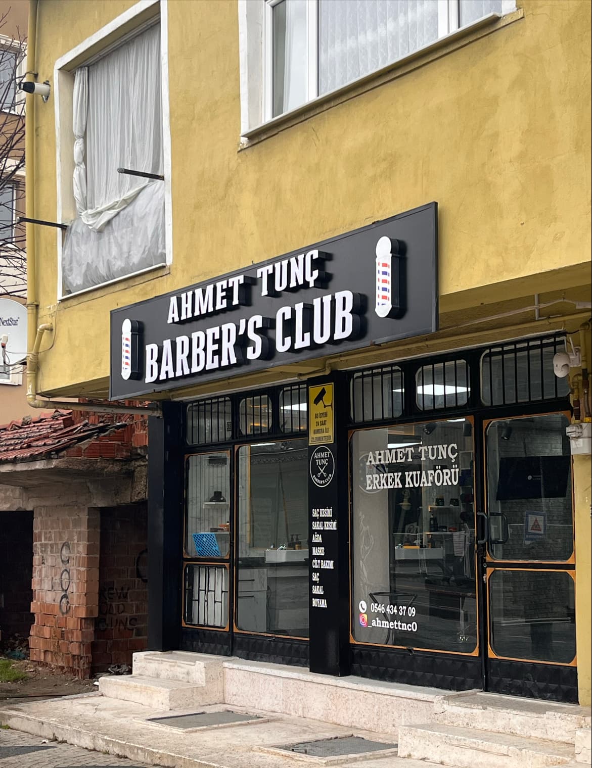Ahmet Tunç Barber’s Club 1